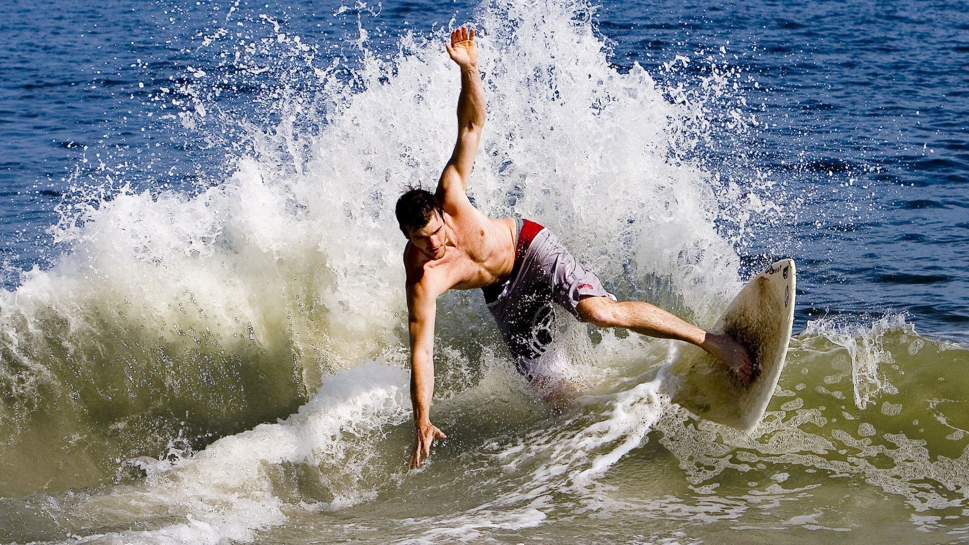 西甲还击，球员感受比赛精彩，西甲足球比赛